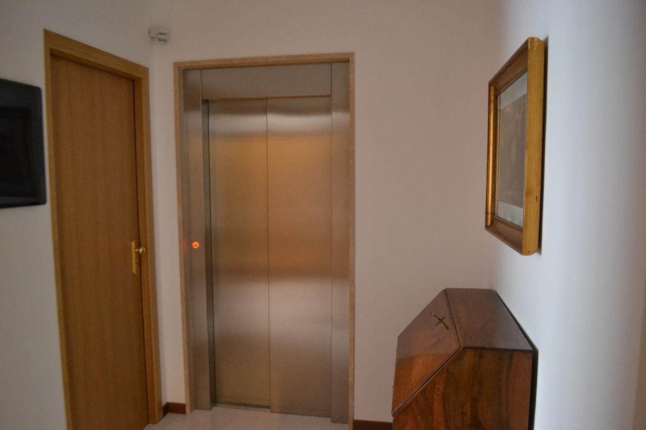 רוזטו דליי אברוצי Albergo Quaglia מראה חיצוני תמונה