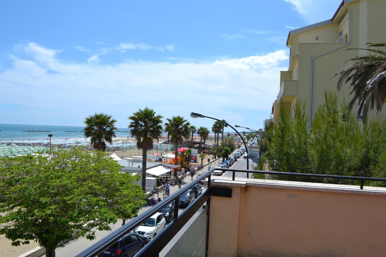 רוזטו דליי אברוצי Albergo Quaglia מראה חיצוני תמונה