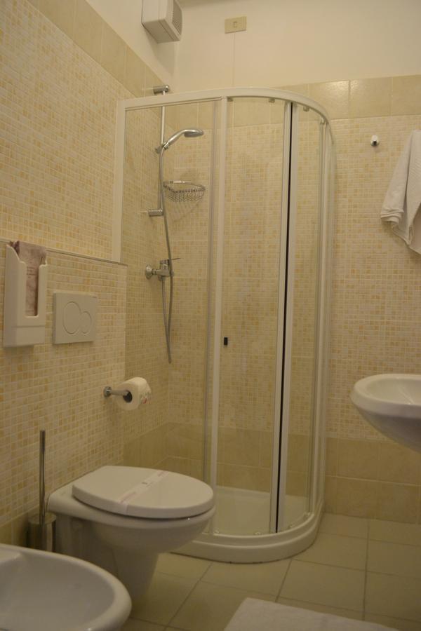 רוזטו דליי אברוצי Albergo Quaglia מראה חיצוני תמונה