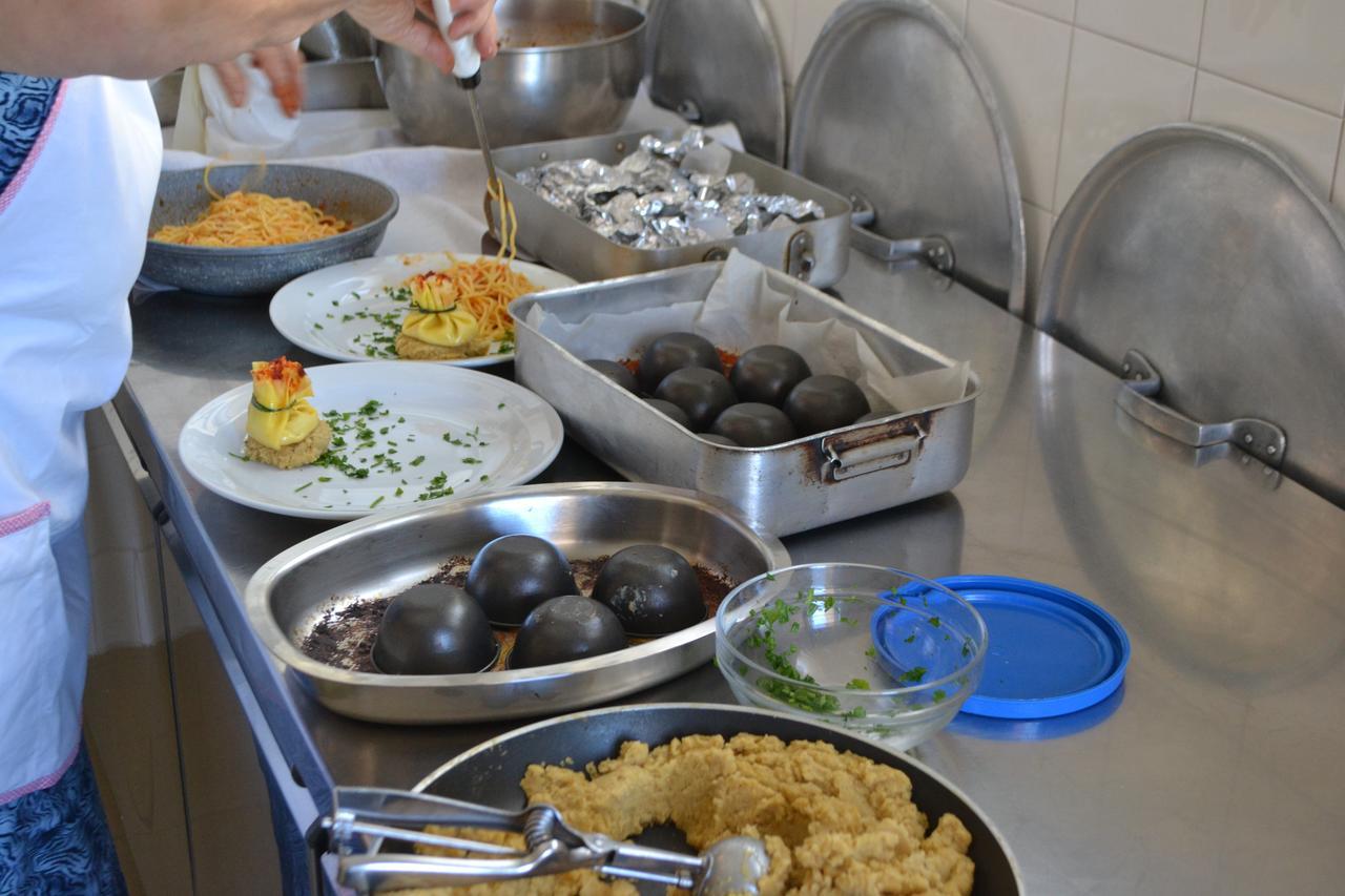 רוזטו דליי אברוצי Albergo Quaglia מראה חיצוני תמונה